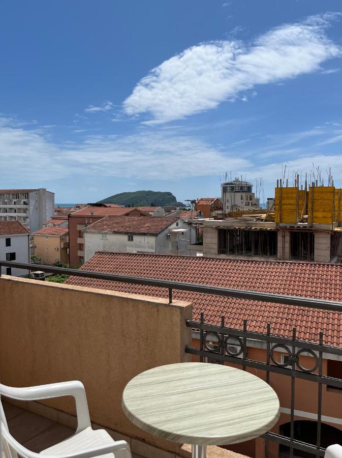 Apartmani Goran I Jelena Zec Budva Exterior foto